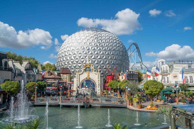 Top 5 Theme Parks for a Memorable Family Vacation